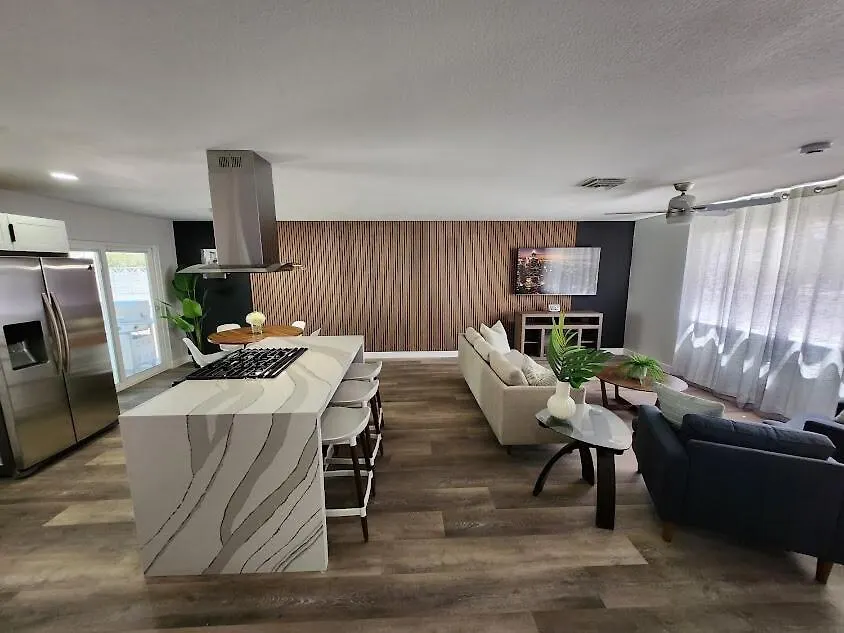 Holiday home Stylish 4Br Oasis - Luxe Backyard Bbq Villa Las Vegas